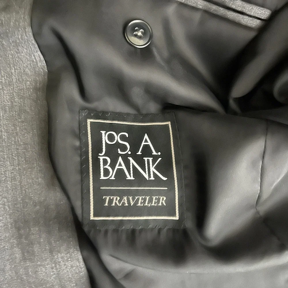 Jos. A. Bank Traveler Suit Mens 41R 36W Charcoal Gray Solid Slim Fit Wool
